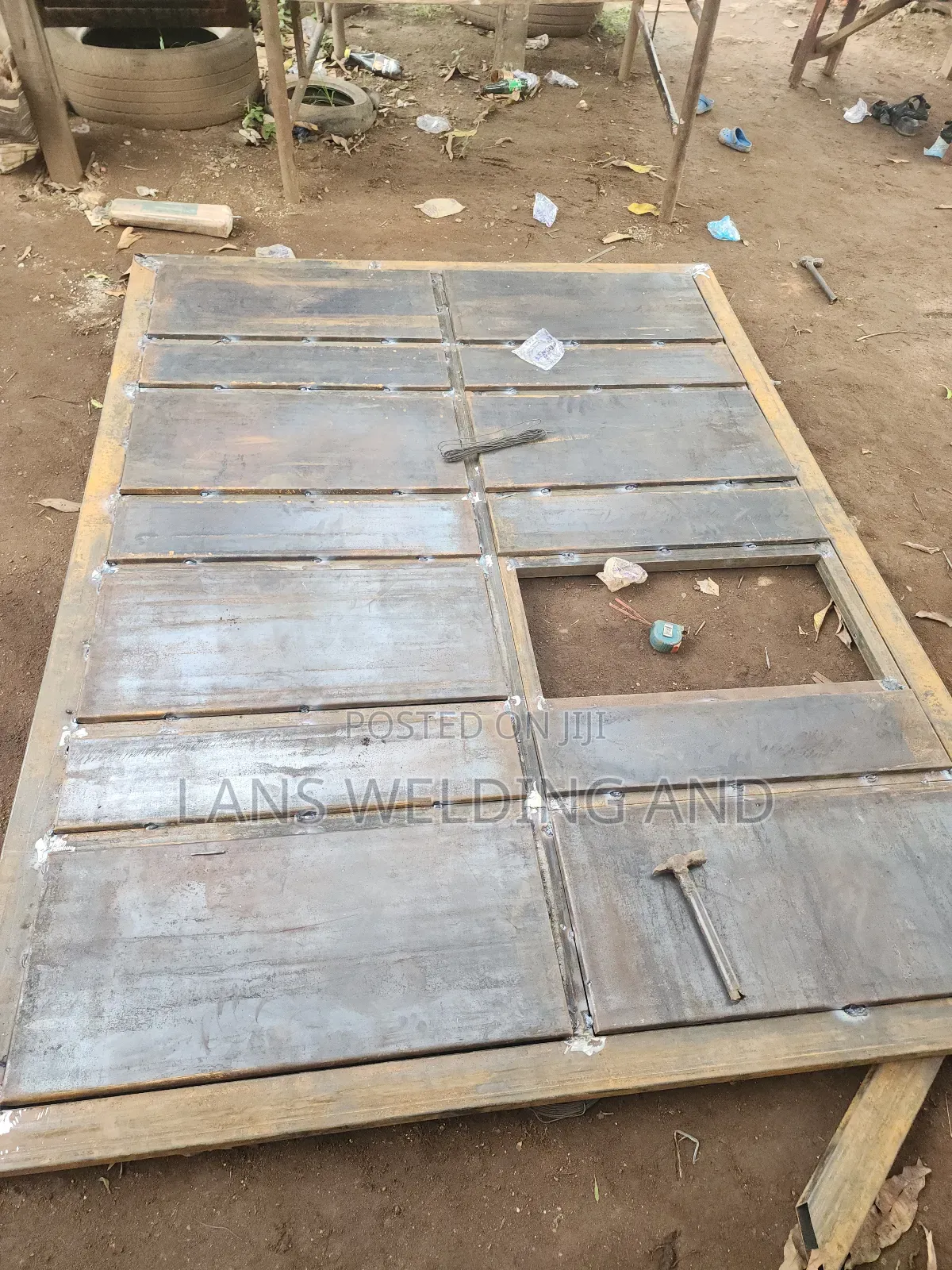 Simple Design Gate
