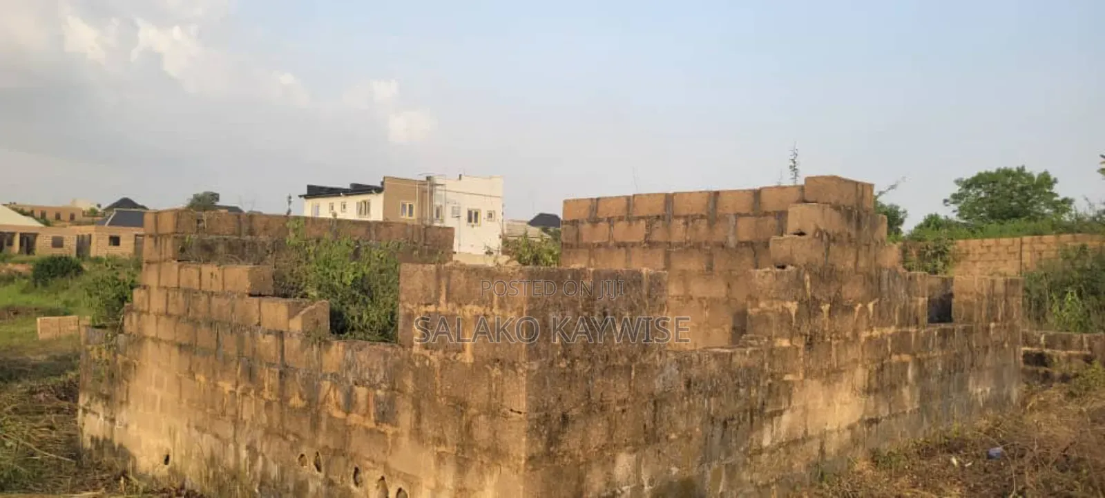 Uncompleted 2bedroom Flat
