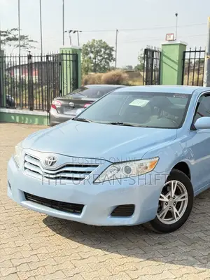 Toyota Camry LE 4dr Sedan (2.4L 4cyl 5A) 2009 Blue