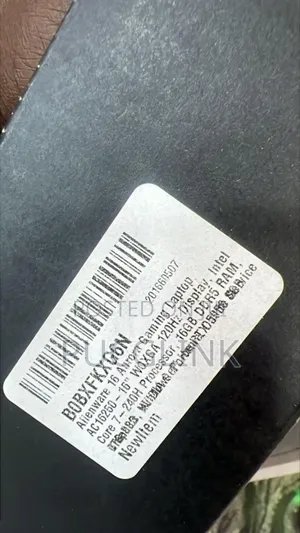 New Laptop Alienware Area-51m 16GB Intel Core 7 SSD 1T