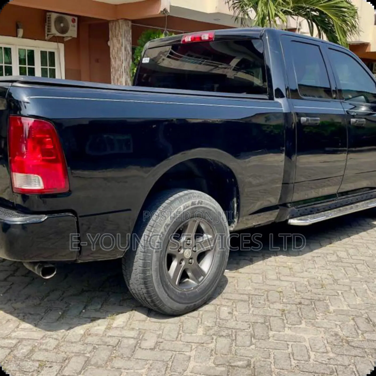 Dodge RAM 2010 Black