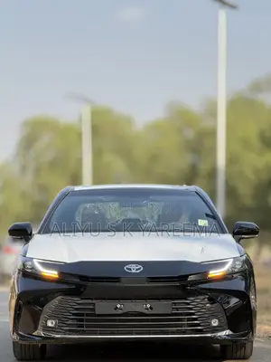 New Toyota Camry SE 2025 Black