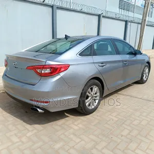 Hyundai Sonata Sport 4dr Sedan (2.4L 4cyl 6A) 2015 Silver