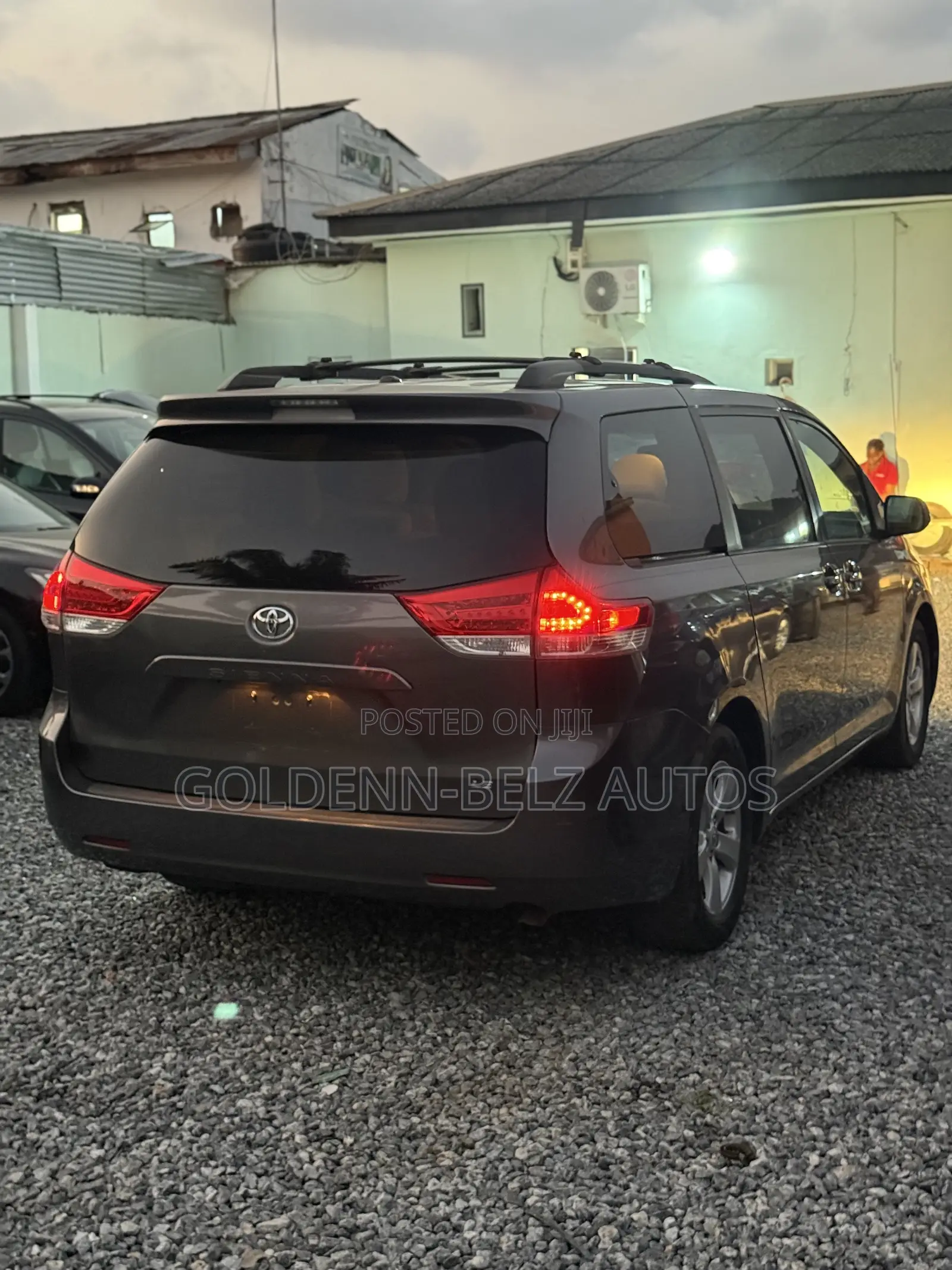 Toyota Sienna 2012 Gray