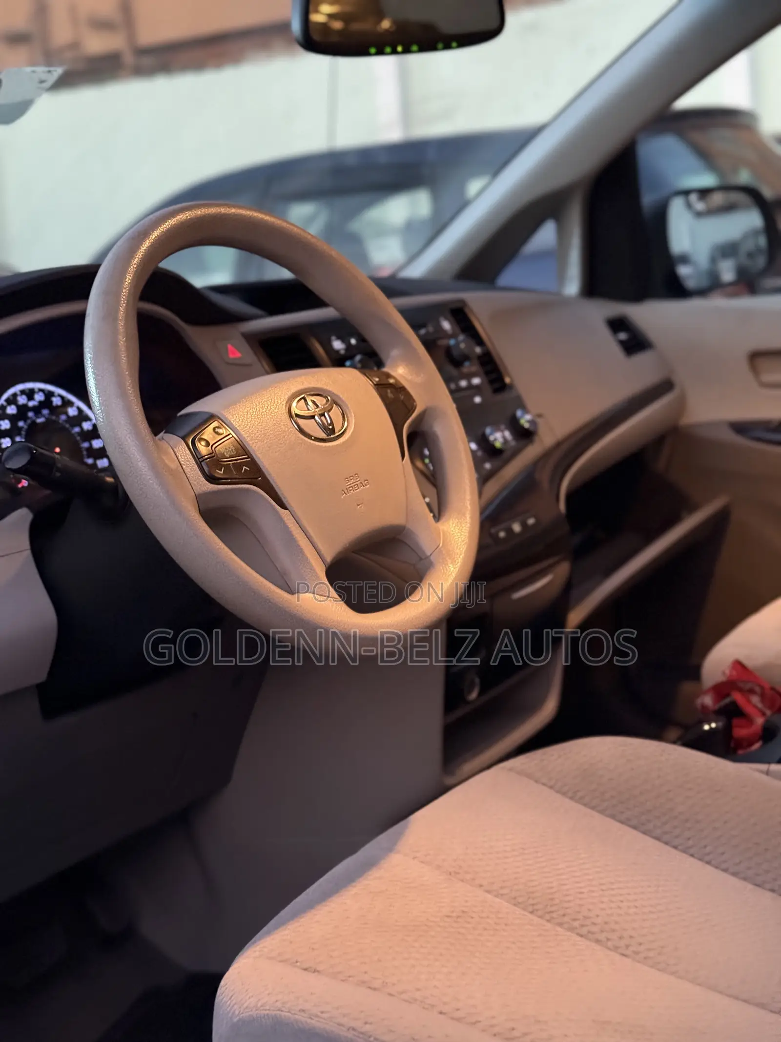 Toyota Sienna 2012 Gray
