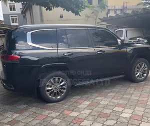Toyota Land Cruiser 3.5 Petrol 4WD 2022 Yellow