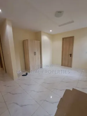 3bdrm Block of Flats in Opebi for sale
