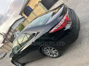 Toyota Camry XLE 4dr Sedan (2.5L 4cyl 6A) 2015 Black