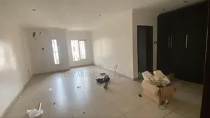 4bdrm Townhouse / Terrace in Osapa London, Lekki Phase 1 for rent