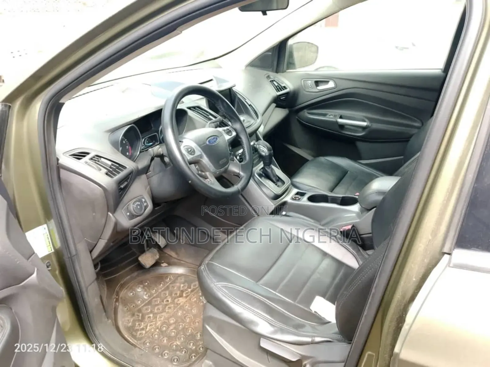 Ford Escape SE 2013 Gold