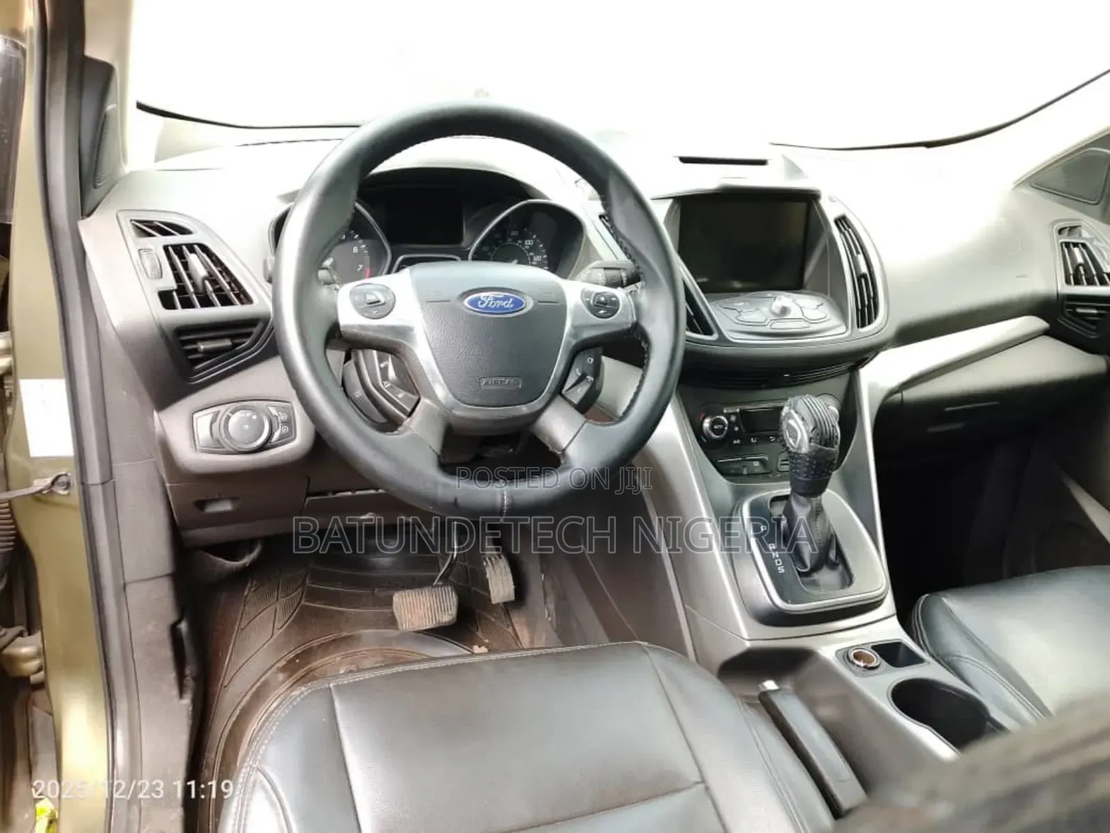 Ford Escape SE 2013 Gold