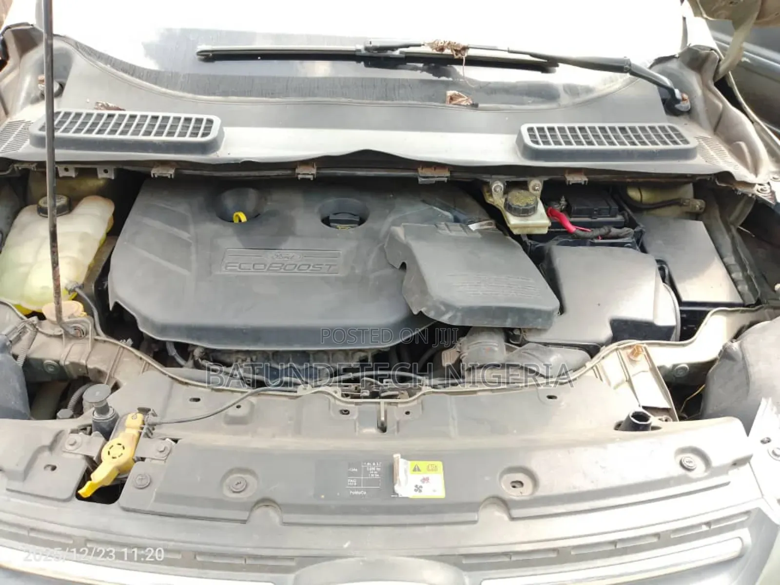 Ford Escape SE 2013 Gold