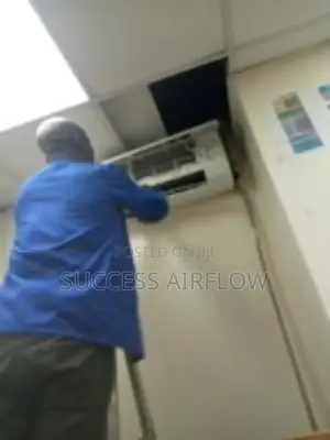 Professional AC Repair, AC Installation, AC Servicing AC Gas Refilling