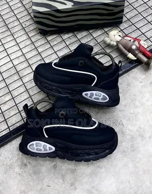 Luis Vuitton Air Sneakers