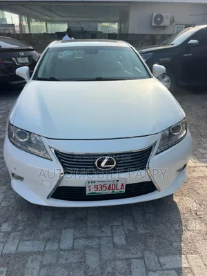 Lexus ES 2014 White