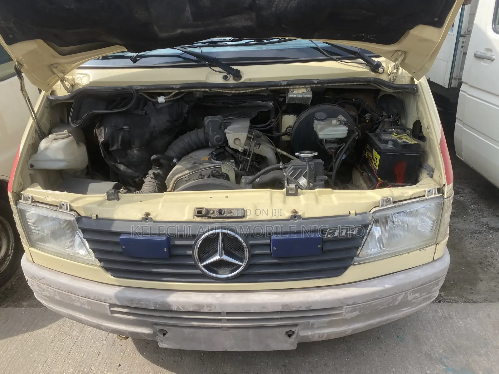 Mercedes-Benz Sprinter 2003 Yellow