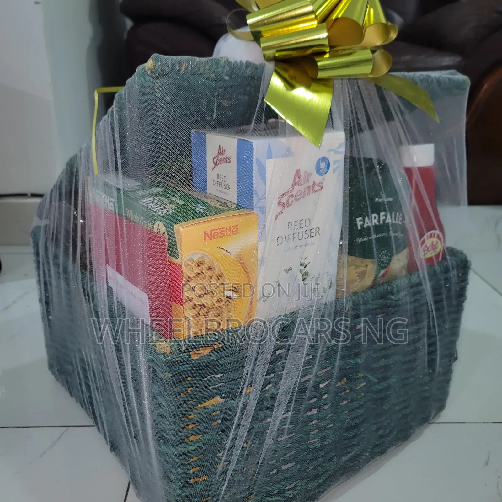 Hamper, Gift Boxes, Gift Sets and Fruit Baskets.