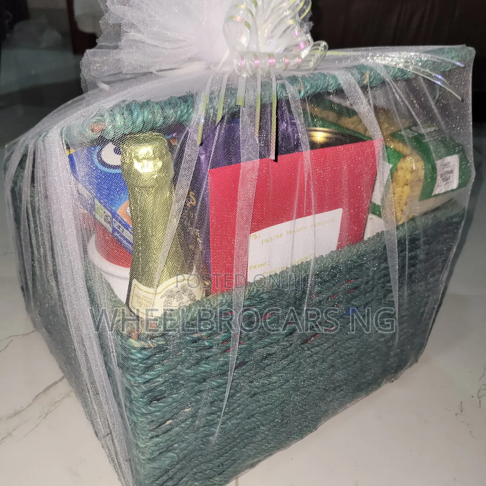 Hamper, Gift Boxes, Gift Sets and Fruit Baskets.