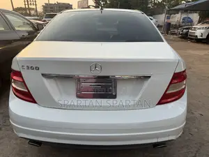 Mercedes-Benz C300 2011 White