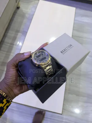 Direct America, Original Designers Kenneth Cole Watch.
