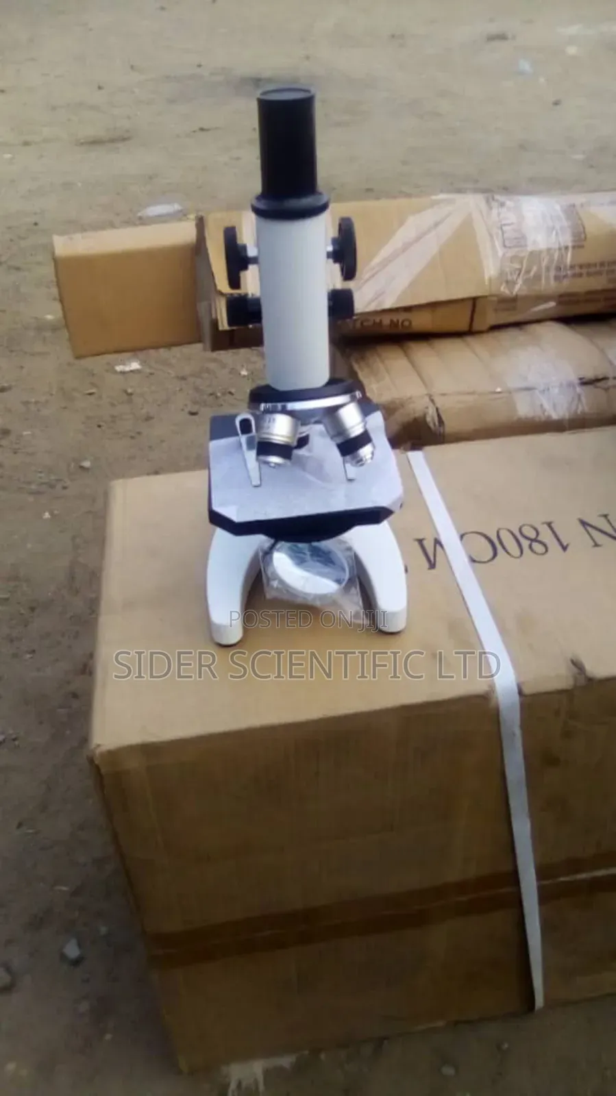 Microscope