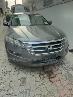 Honda Crosstour 2010 Gray