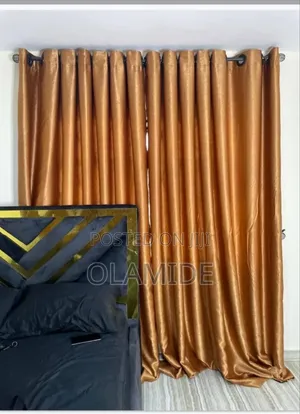Standard Curtain
