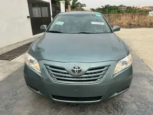 Toyota Camry LE 4dr Sedan (2.4L 4cyl 5A) 2009 Green