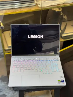 New Laptop Lenovo Legion 7 32GB Intel Core Ultra 9 SSD 2T