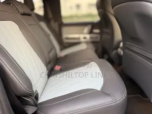 New Mercedes-Benz G-Class 2025 Black
