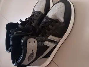 Casual Sneakers