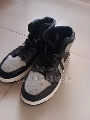 Casual Sneakers