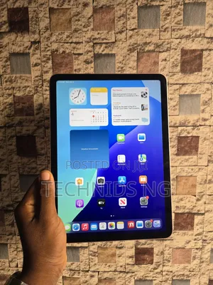 Apple iPad Air 64 GB