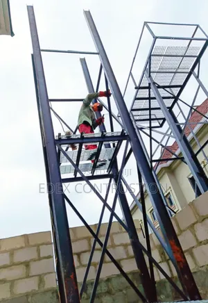 Tank Stand