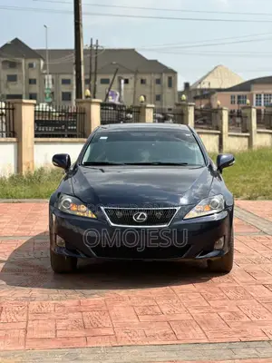 Lexus IS 250 4WD 2009 Blue