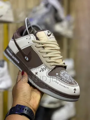 Nike Sb Dunk Low Sneakers