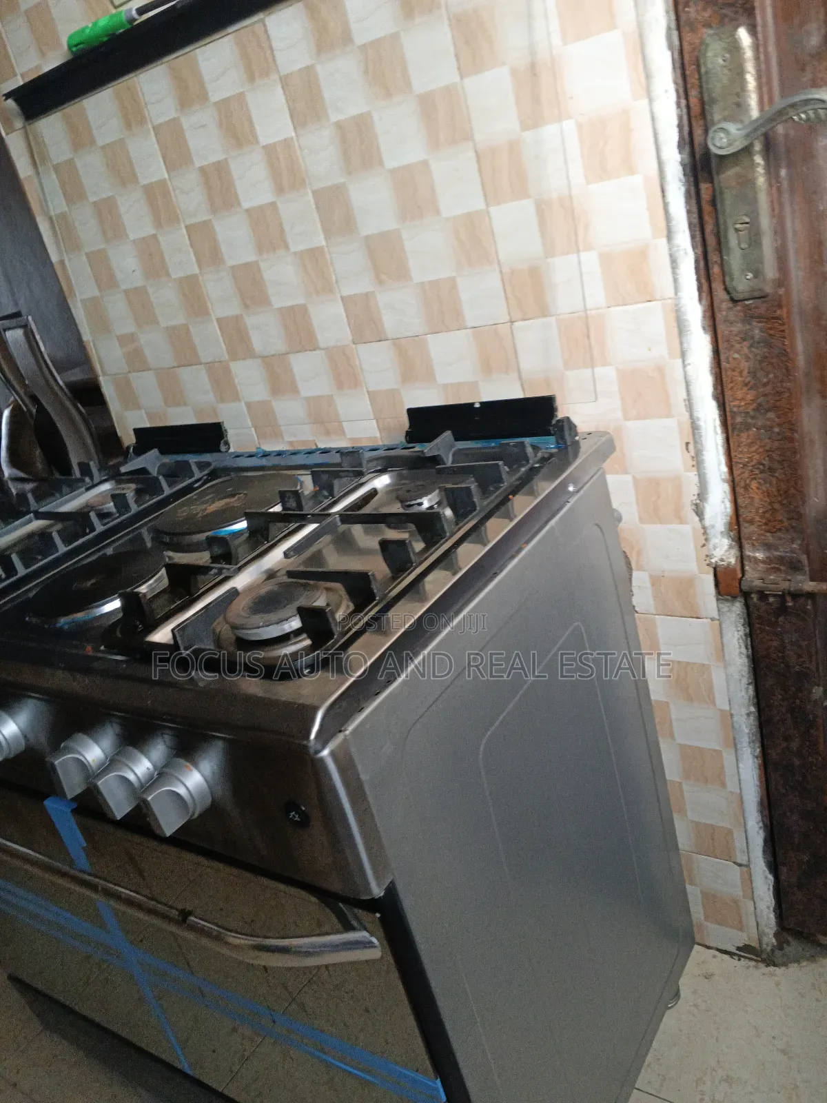 Maxi Gas Cooker 2 Weeks Old