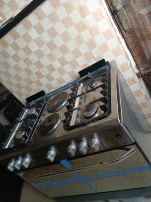 Maxi Gas Cooker 2 Weeks Old