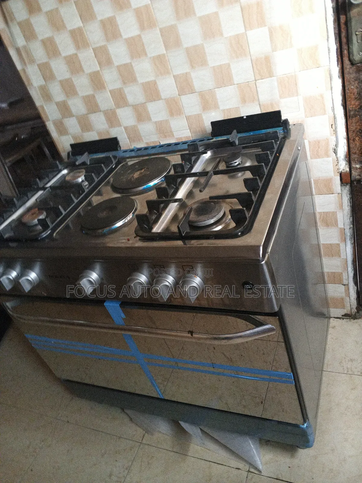 Maxi Gas Cooker 2 Weeks Old