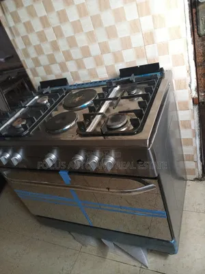 Maxi Gas Cooker 2 Weeks Old