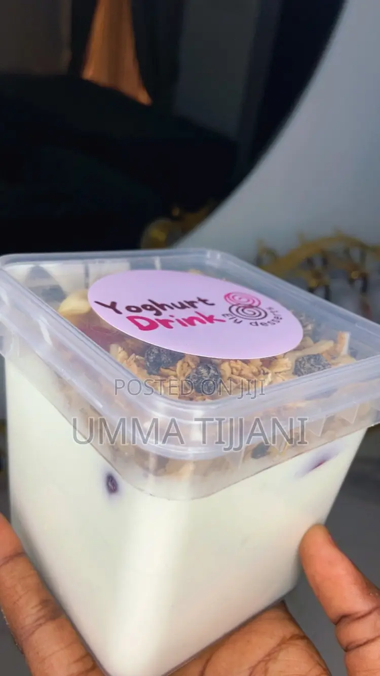 Granola Yogurt Parfait