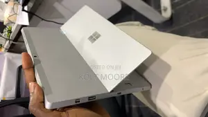 Laptop Microsoft Surface 3 4GB Intel Core i3 SSD 60GB