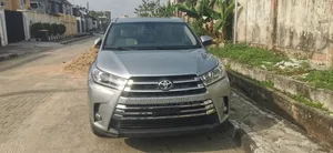 Toyota Highlander 2018 Silver
