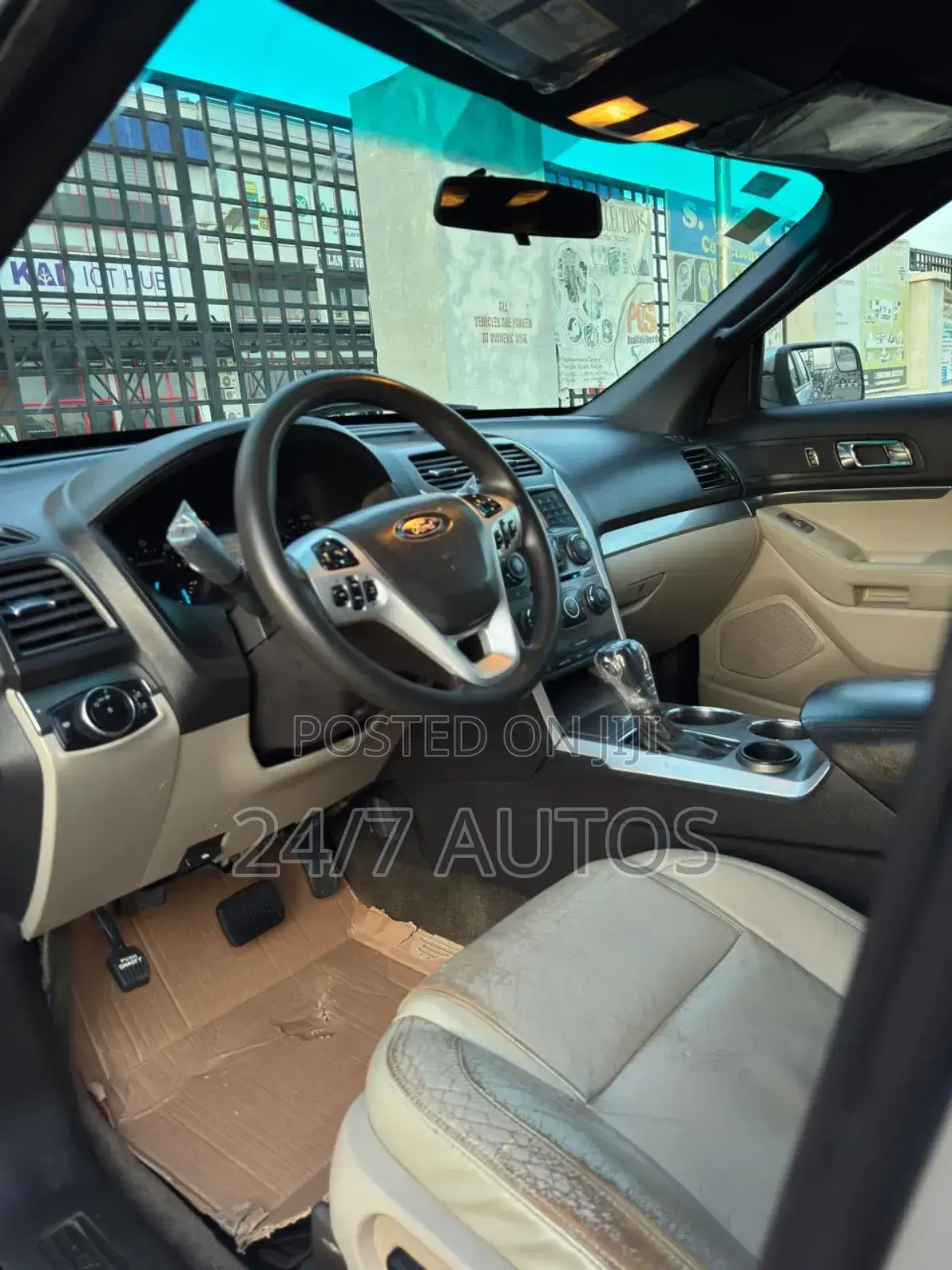 Ford Explorer 2014 Silver