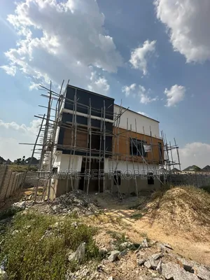 3bdrm Duplex in Pumpy Estate Phase for sale