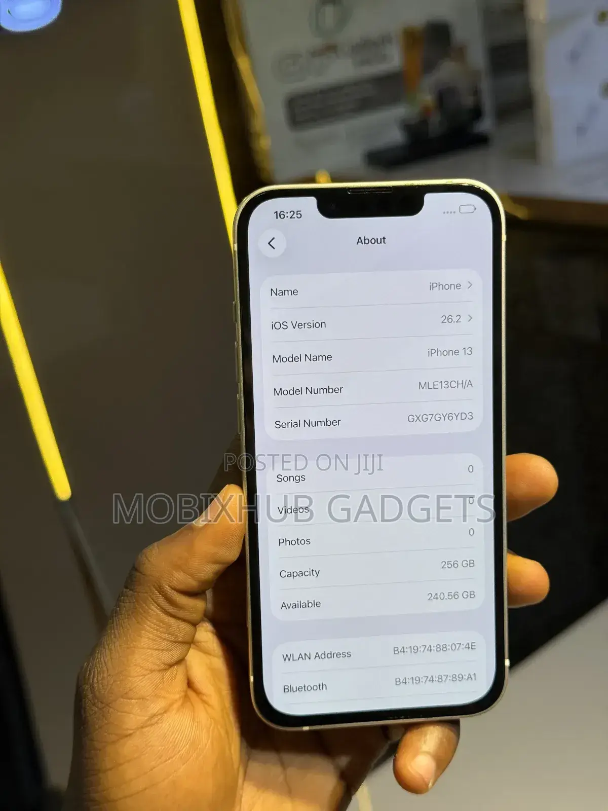 Apple iPhone 13 256 GB White
