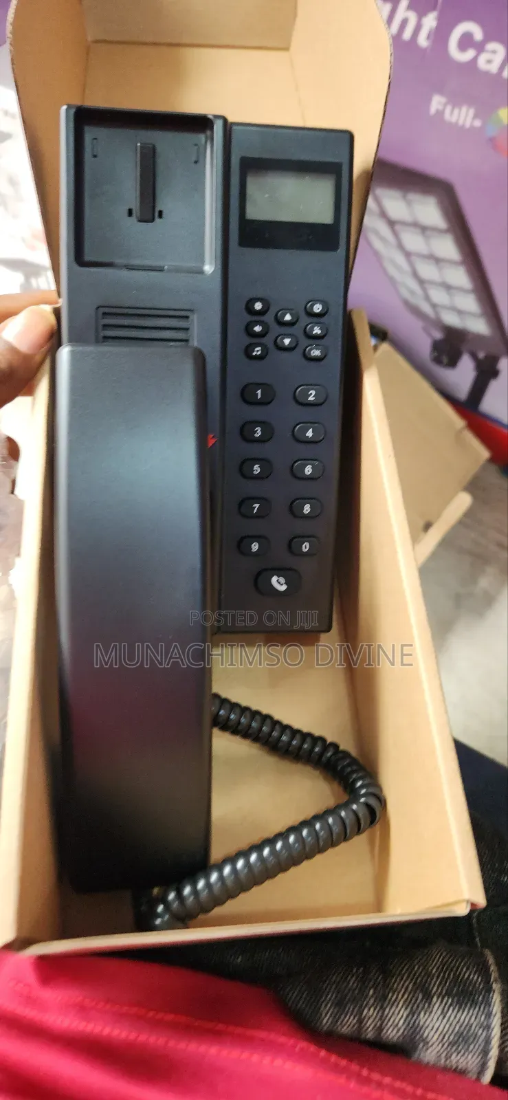 Wireless Intercom With LCD Screen Display