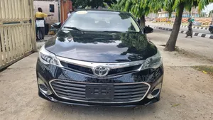 Toyota Avalon XLE Sedar FWD (3.5L 6cyl 6A) 2013 Black