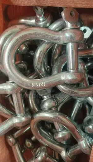 D Shaped Shackle