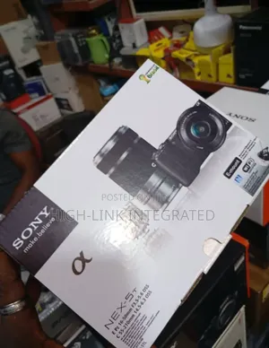 Sony Alpha Nex-5t Digital Camera